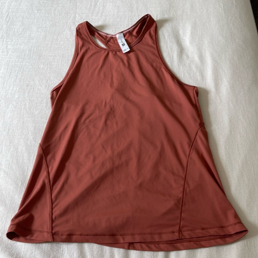 Burnt orange women’s workout tank top size XS